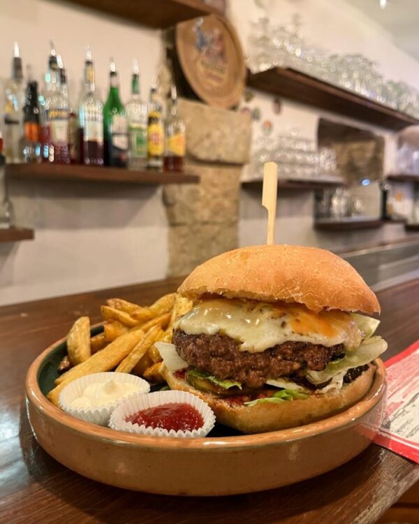 Casu Burger